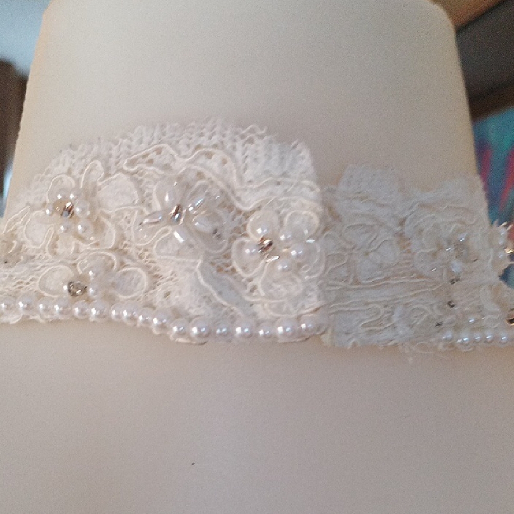 David's Bridal Ivory Halter Beaded Lace Gown By Sue Wong Size 8 - Picture 7 of 16